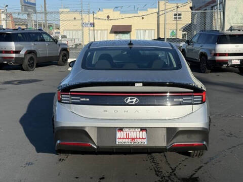 2025 Hyundai Sonata SE