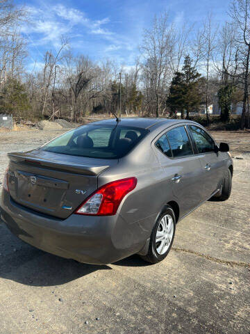 2014 Nissan Versa 1.6 SV