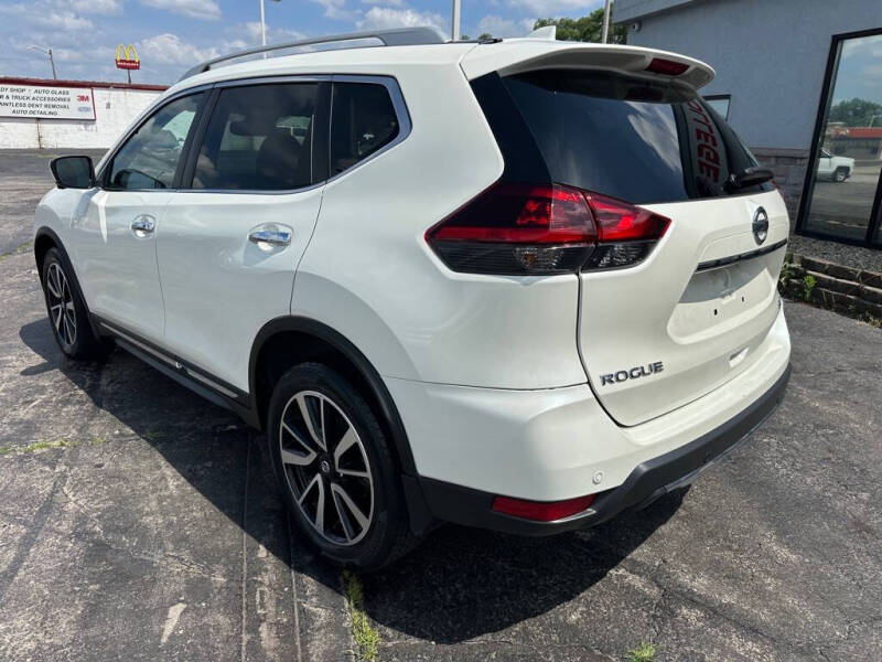 2019 Nissan Rogue S