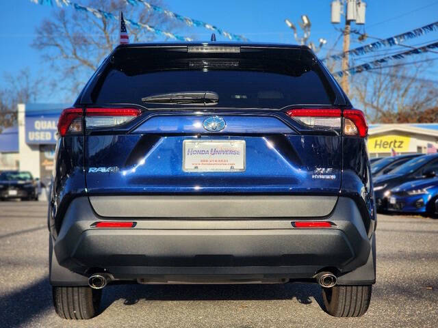 2024 Toyota RAV4 Hybrid XLE Premium