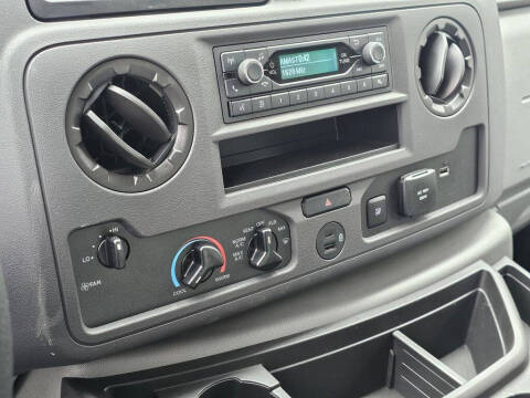 2025 Ford E-Series
