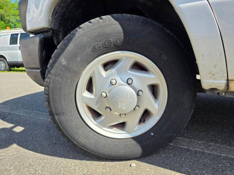 2011 Ford E-Series E-350 SD