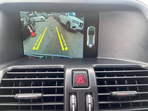 2016 Volvo XC60 T5 Drive-E Premier