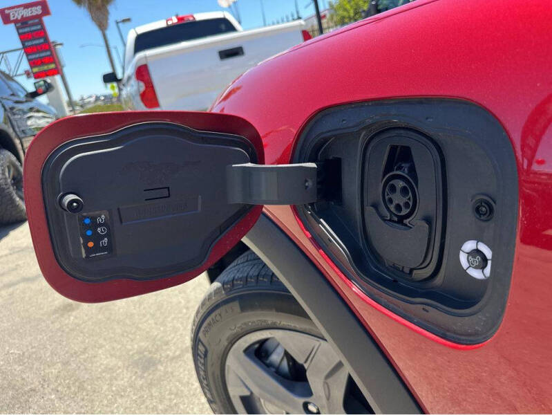 2021 Ford Mustang Mach-E Select