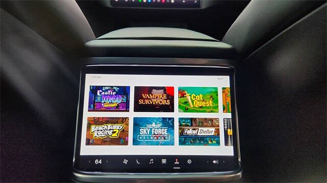 2023 Tesla Model S Plaid