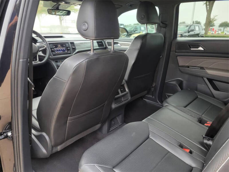 2023 Volkswagen Atlas Cross Sport SE