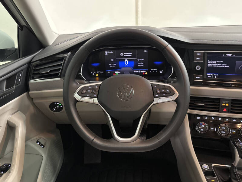 2024 Volkswagen Jetta SE