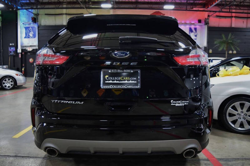 2021 Ford Edge Titanium