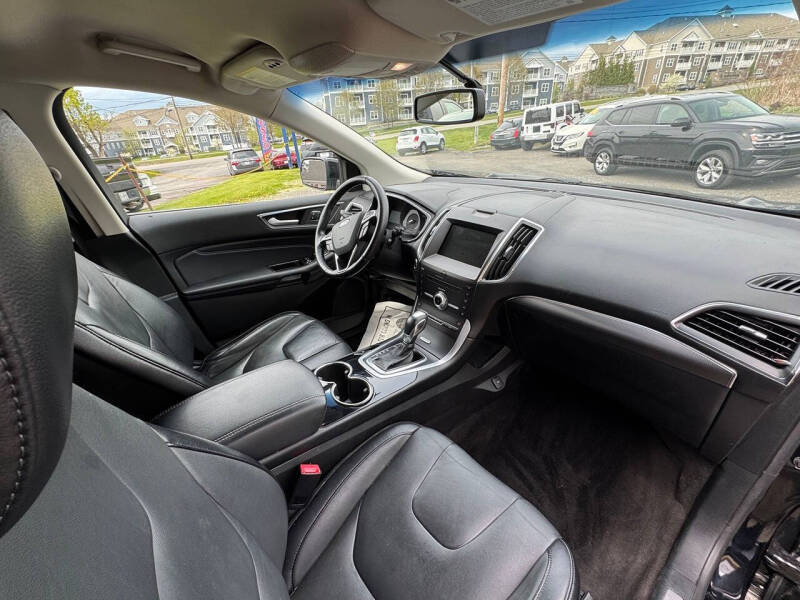 2018 Ford Edge Titanium