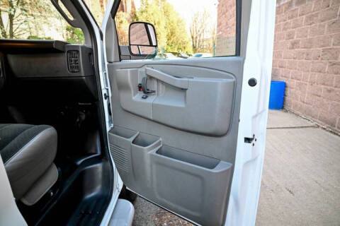 2024 GMC Savana 2500