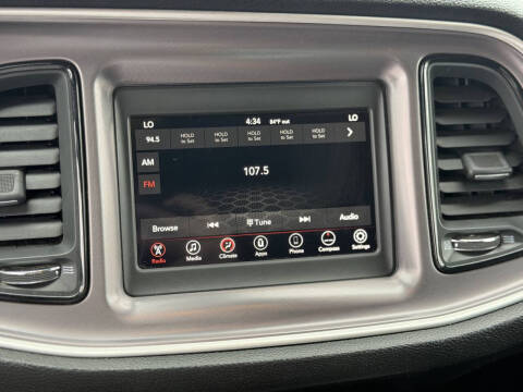 2019 Dodge Challenger SXT