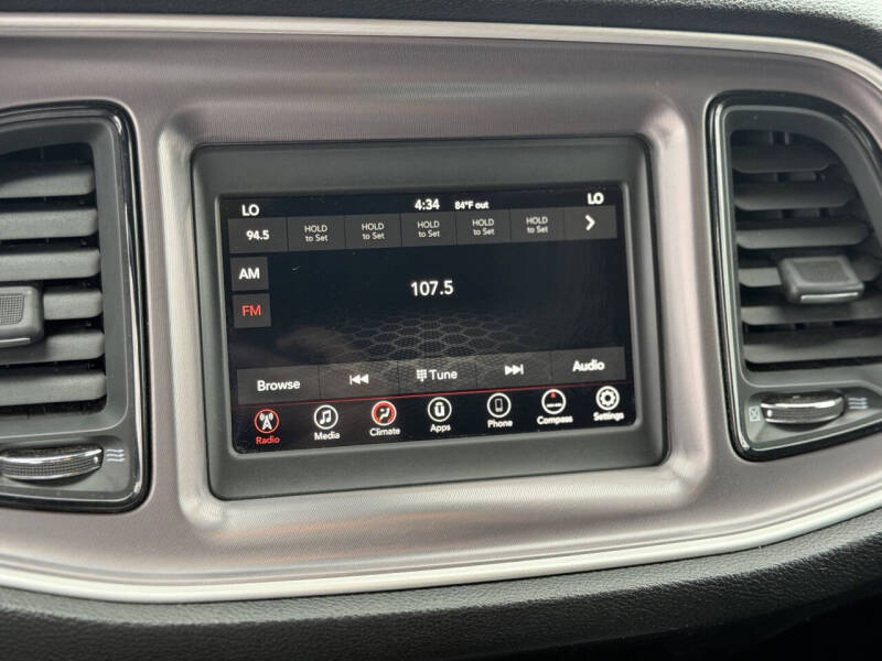 2019 Dodge Challenger SXT