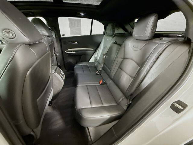 2023 Cadillac XT4 Premium Luxury