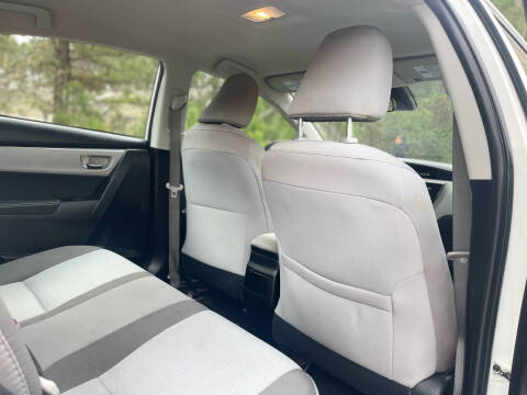 2017 Toyota Corolla LE