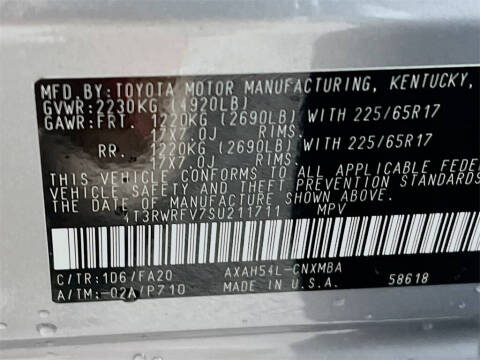 2025 Toyota RAV4 Hybrid XLE