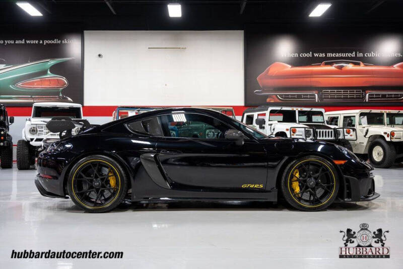 2023 Porsche 718 Cayman GT4 RS