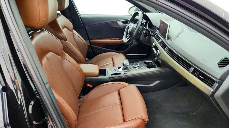 2019 Audi A4 Premium Plus 40 TFSI