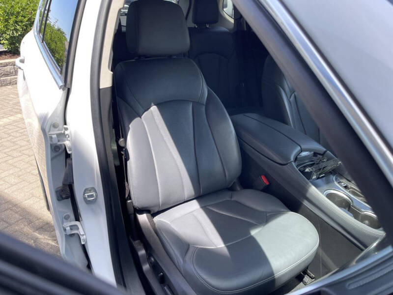2020 Buick Envision Essence