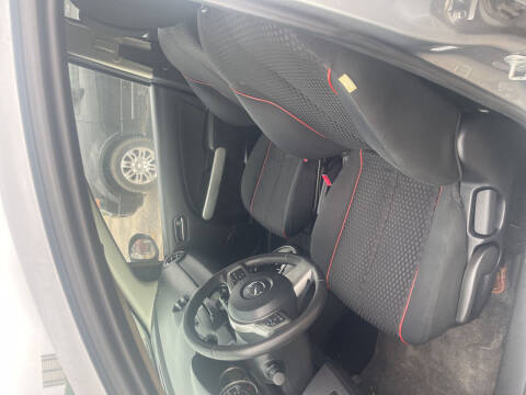 2013 Mazda MAZDA2 Touring