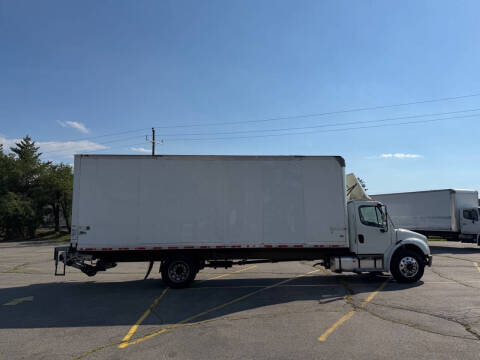 2021 Freightliner M2 106