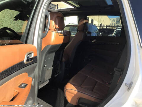 2017 Jeep Grand Cherokee Summit