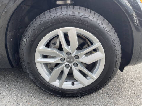 2020 Audi Q5 quattro Premium 45 TFSI