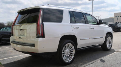 2017 Cadillac Escalade Platinum