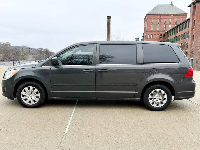 2012 Volkswagen Routan S