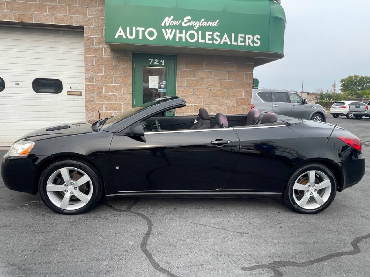 2007 Pontiac G6 for sale at New England Wholesalers in Springfield, MA