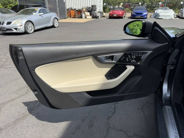 2017 Jaguar F-TYPE S