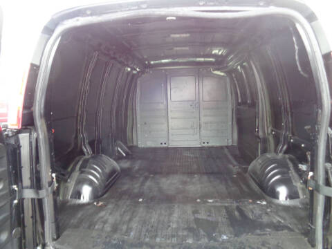 2017 Chevrolet Express 2500