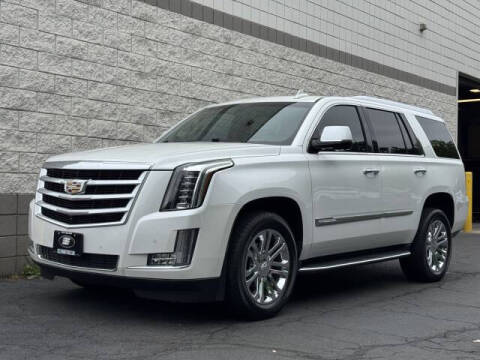 2016 Cadillac Escalade Standard