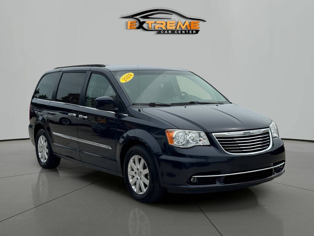 2014 Chrysler Town and Country for sale at Extreme Car Center in Detroit, MI