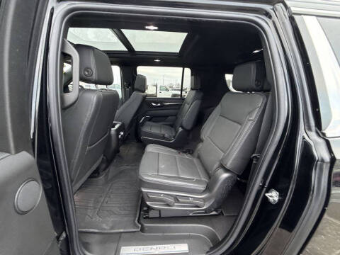 2023 GMC Yukon XL Denali