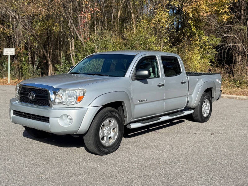 2011 Toyota Tacoma Base's photo