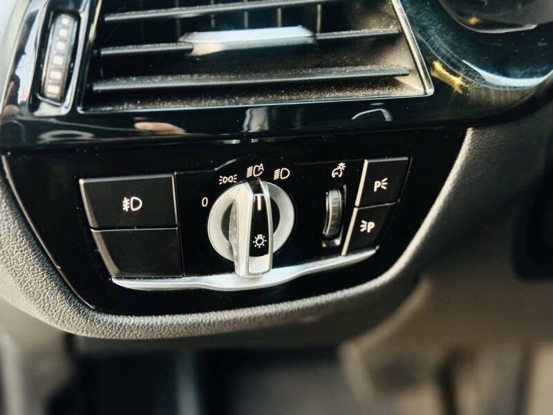 2018 BMW 5 Series 530i