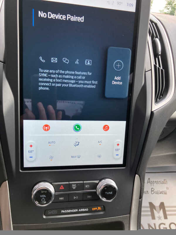 2023 Ford Edge SE