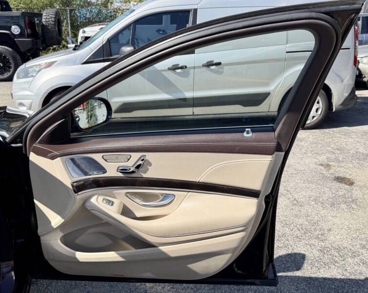 2015 Mercedes-Benz S-Class S 550