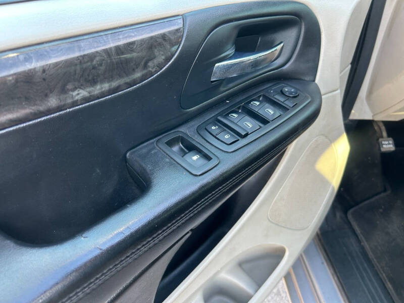 2013 Dodge Grand Caravan SXT