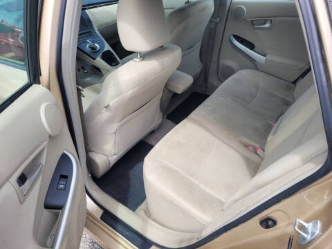 2010 Toyota Prius III