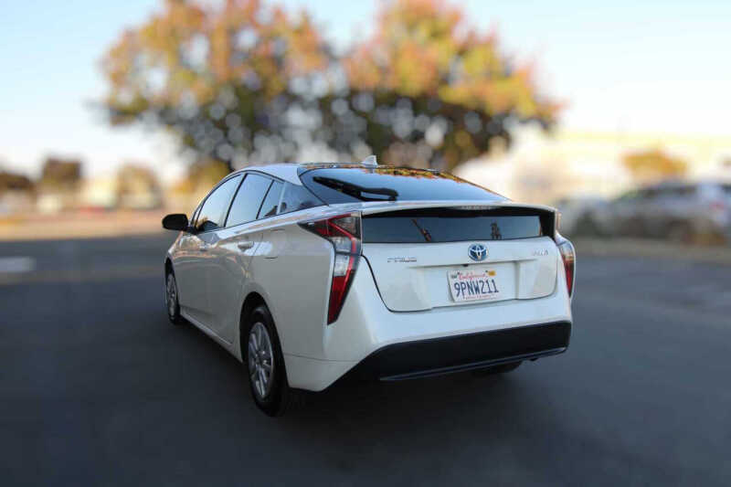 2016 Toyota Prius Two