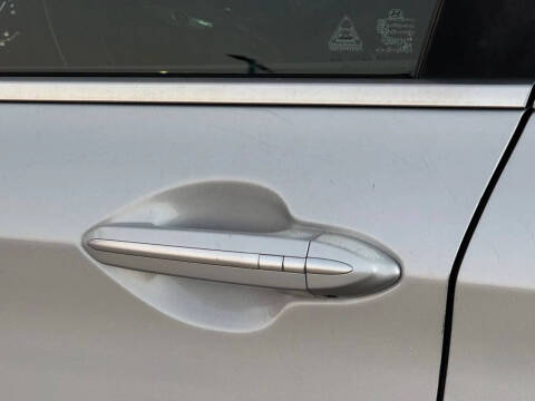 2015 Hyundai Genesis 5.0L