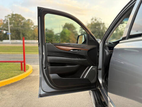 2018 Cadillac Escalade Premium Luxury