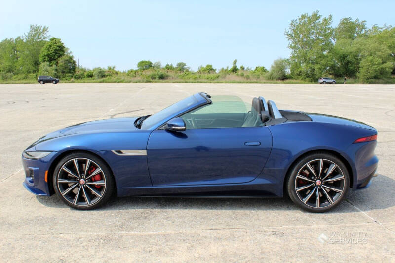 2021 Jaguar F-TYPE R