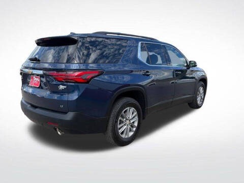 2022 Chevrolet Traverse LT Cloth