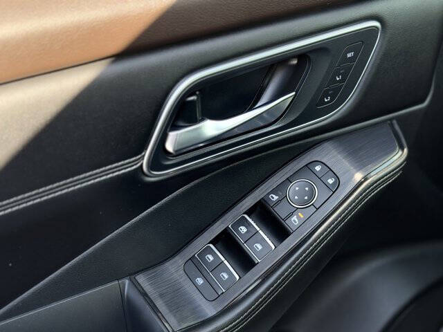 2022 Nissan Rogue Platinum