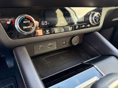 2024 Mitsubishi Outlander SE Black Edition