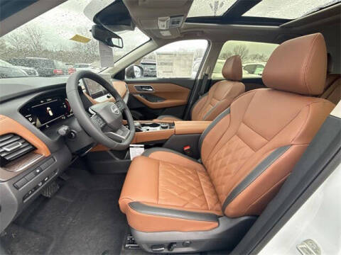 2025 Nissan Rogue Platinum