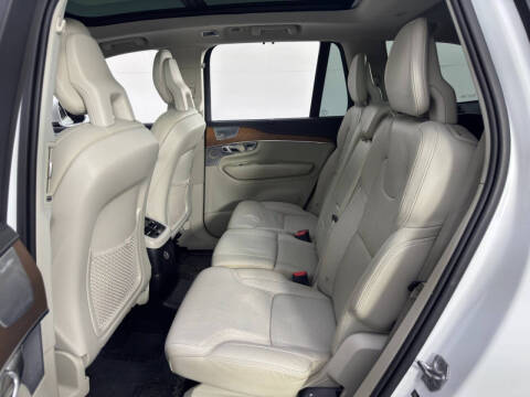 2017 Volvo XC90 T8 eAWD Inscription