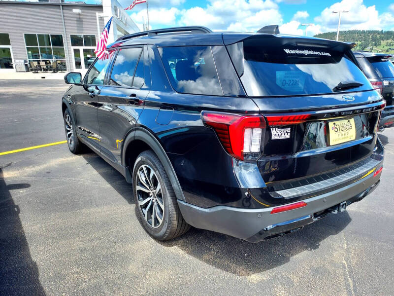 2025 Ford Explorer ST-Line